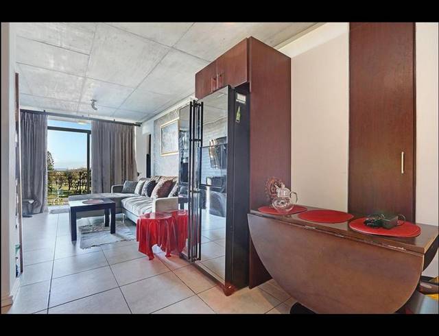 2 BEDROOM APARTMENT FOR SALE IN MILNERTON CENTRAL